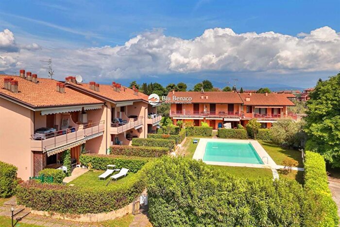 Appartamento trilocale in vendita in Via Boschette, San Felice Del Benaco