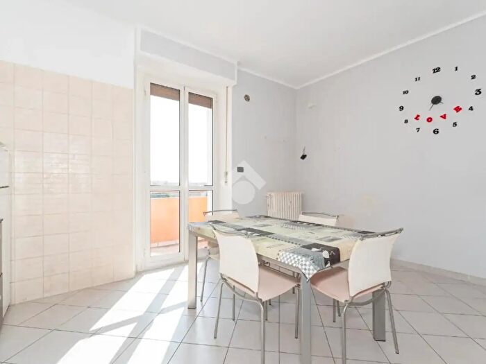 Appartamento trilocale in vendita in Via Gibellini, Caselle Torinese