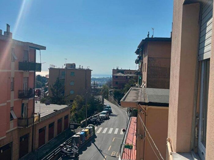 Appartamento quadrilocale in affitto in Via Pasquale Berghini, San Fruttuoso, Genova