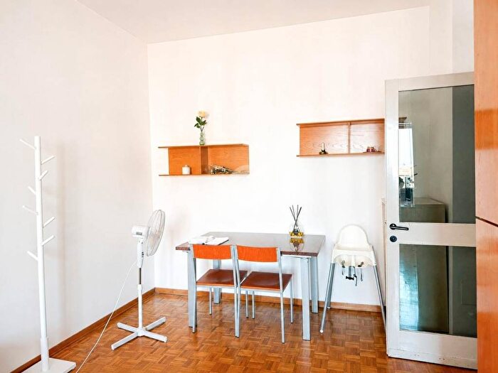 Appartamento trilocale in affitto in Viale Giuseppe Mazzini, Umberto I Garibaldi, Seregno