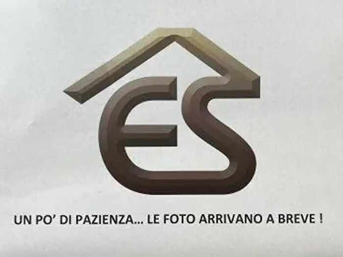 Appartamento trilocale in vendita in Via Cavour a, Nembro