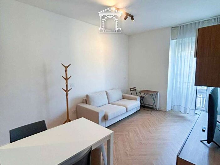 Appartamento bilocale in affitto in via Carducci, Borgo Teresiano, Trieste
