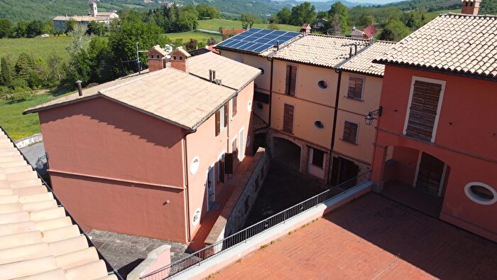 Appartamento quadrilocale in vendita in Via Aia Marcucci, Pennabilli