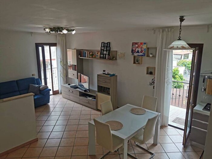 Appartamento trilocale in affitto in Via Messico, Centro, Ladispoli