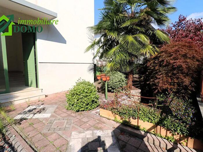Appartamento quadrilocale in affitto in Via Borgosesia, Schio