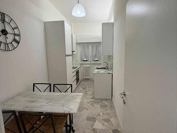 Appartamento bilocale in affitto in Bocconi, Milano