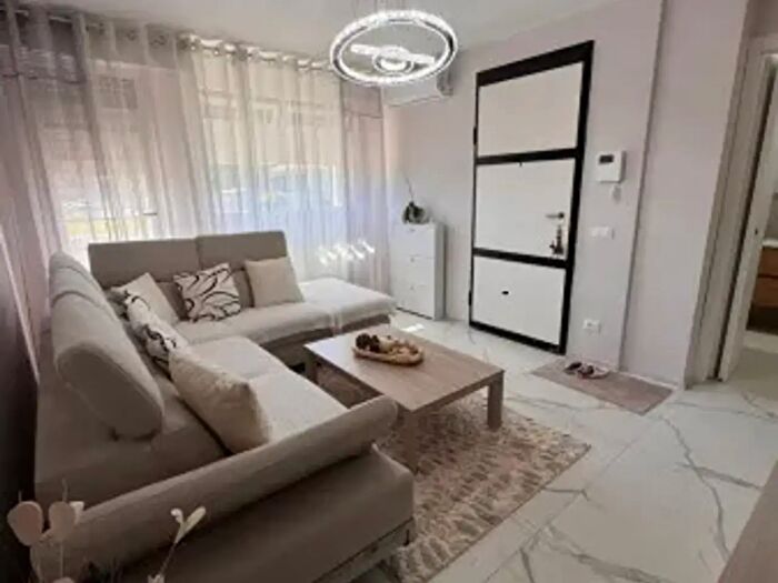 Appartamento quadrilocale in vendita in Viale Nerone, Anzio