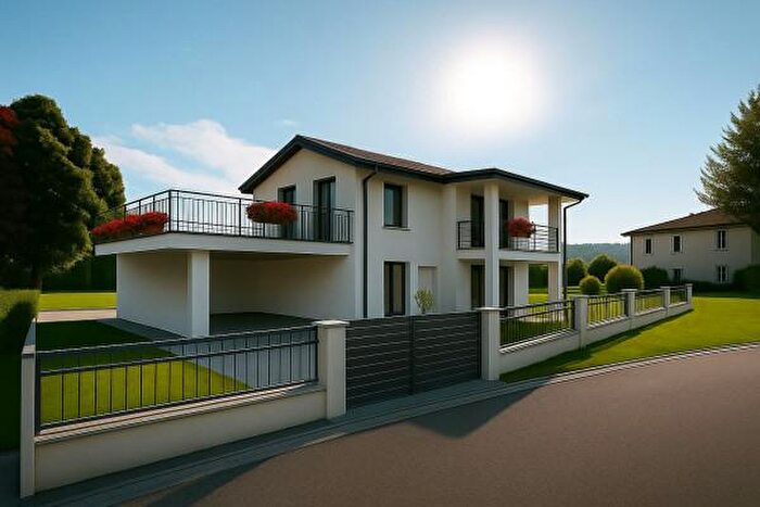 Casa con 5 locali in vendita in Via Cavalieri di Vittorio Veneto, Angera