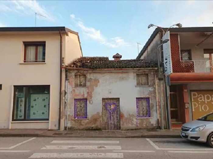 Casa trilocale in vendita in Via Giuseppe Sarto, Riese Pio X