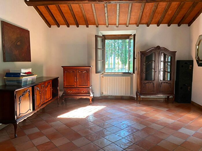 Casa con 6 locali in vendita in Castagneto Carducci