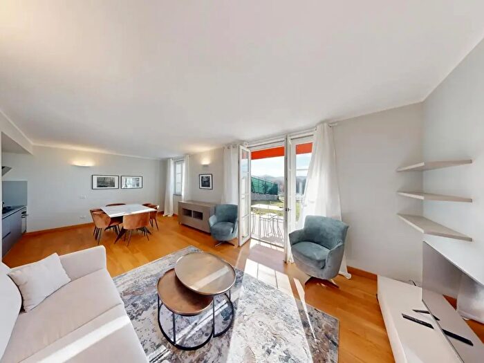 Appartamento trilocale in vendita in Località Montone, Castelletto DOrba