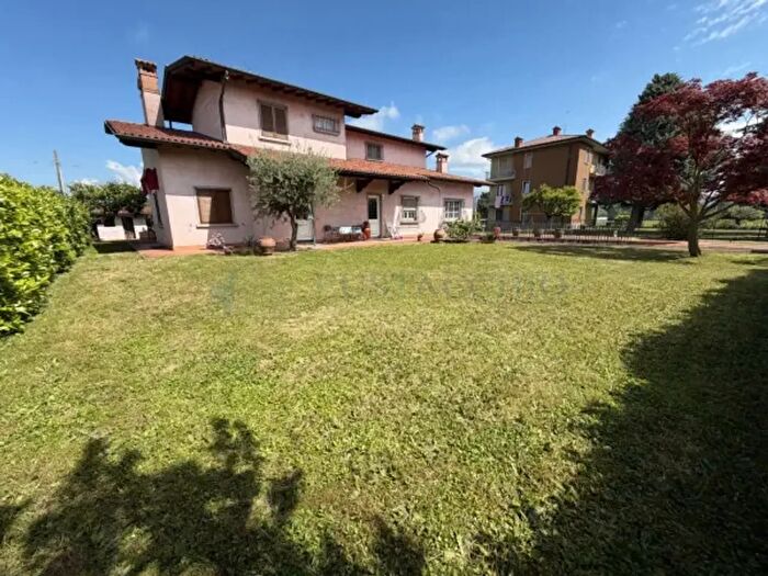 Casa trilocale in vendita in Via San Zenone, Treviolo