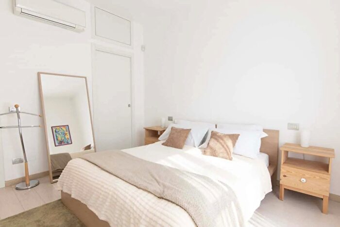 Appartamento monolocale in affitto in Via Bramante, Milano