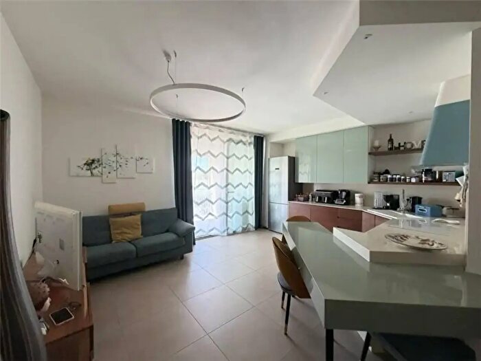 Appartamento trilocale in vendita in Firenze