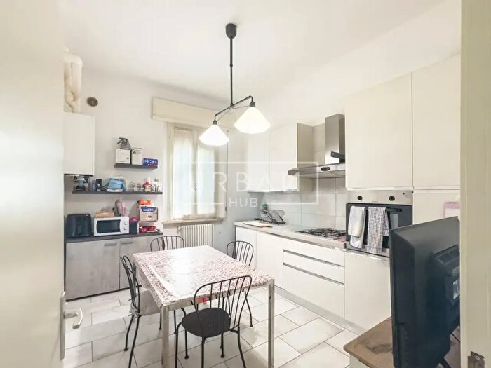Casa con 5 locali in vendita in Forli'