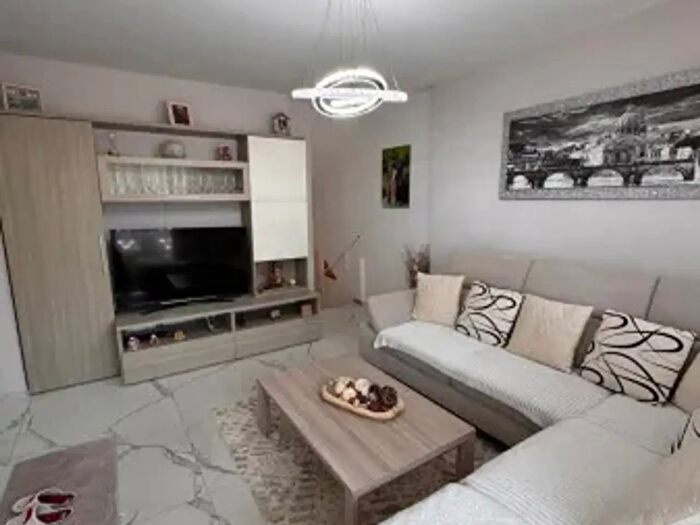 Appartamento quadrilocale in vendita in Viale Nerone, Anzio
