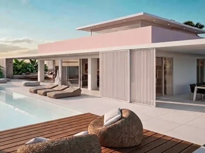 Casa con 6 locali in vendita in Piazzetta Giulio Minoletti, Furnari