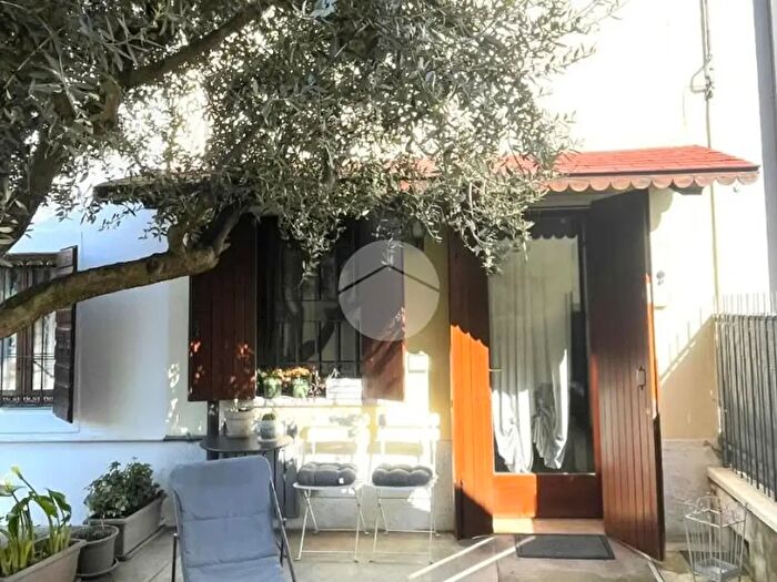 Casa trilocale in vendita in Via Tofane, Buttapietra