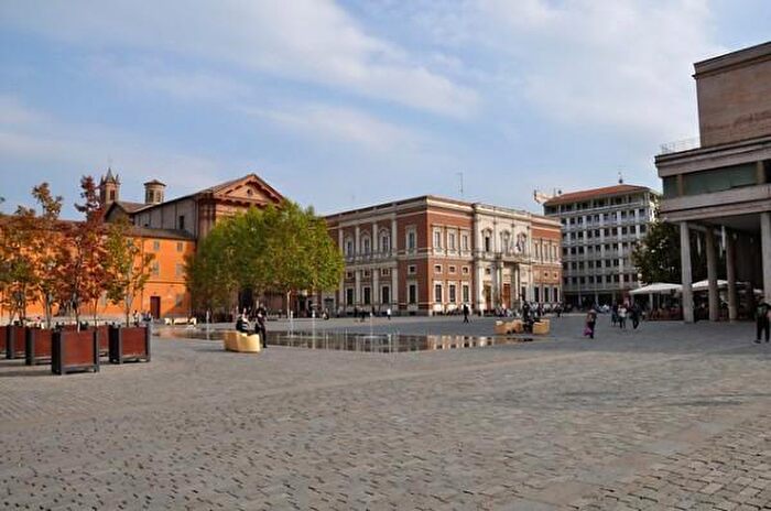 Appartamento trilocale in vendita in Via San Rocco, Reggio Emilia