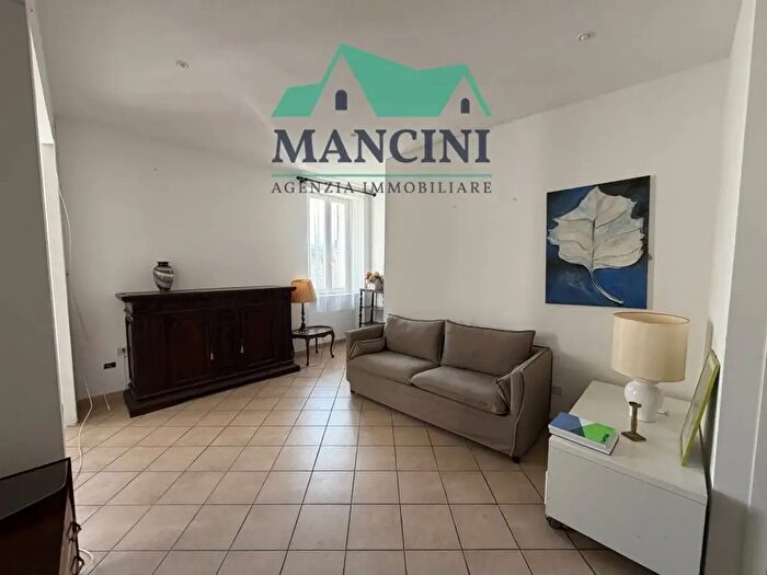 Casa con 5 locali in vendita in Piazza Baccio Pontelli, Jesi