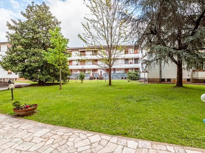 Appartamento con 6 locali in vendita in Pisa