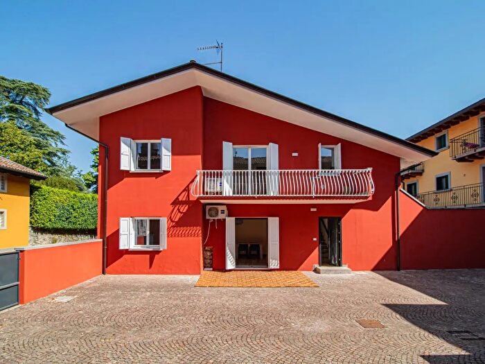 Appartamento trilocale in vendita in Via l Miani, Remanzacco
