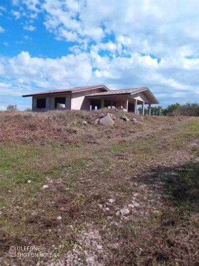 Casa con 6 locali in vendita in San Giovanni Incarico