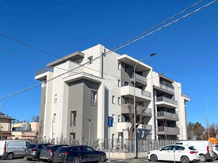 Appartamento trilocale in vendita in Via Fratelli Bandiera, Castenaso
