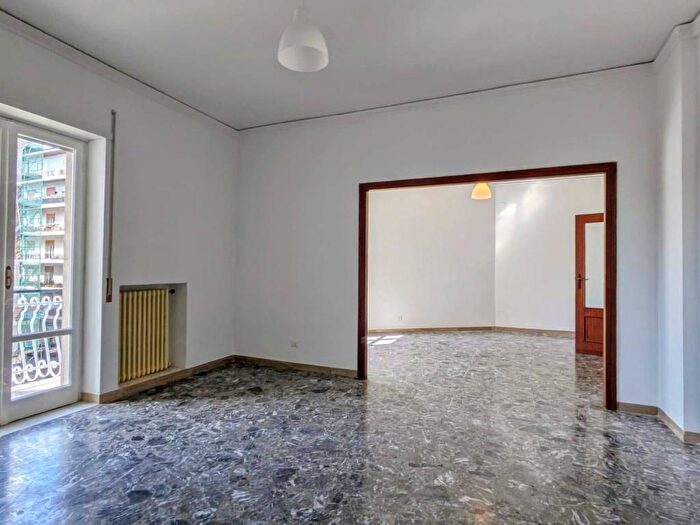 Appartamento con 5 locali in affitto in Via Dante Alighieri, Centro, Isernia