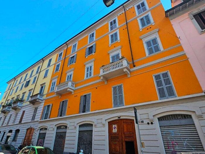 Appartamento trilocale in affitto in Via Atto Vannucci, Porta Romana Medaglie d'Oro, Milano