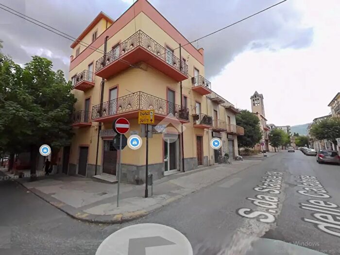 Appartamento trilocale in vendita in Via XX Settembre, Castrovillari