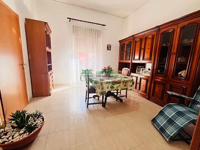 Appartamento quadrilocale in vendita in Via dei Vespri, Vittoria