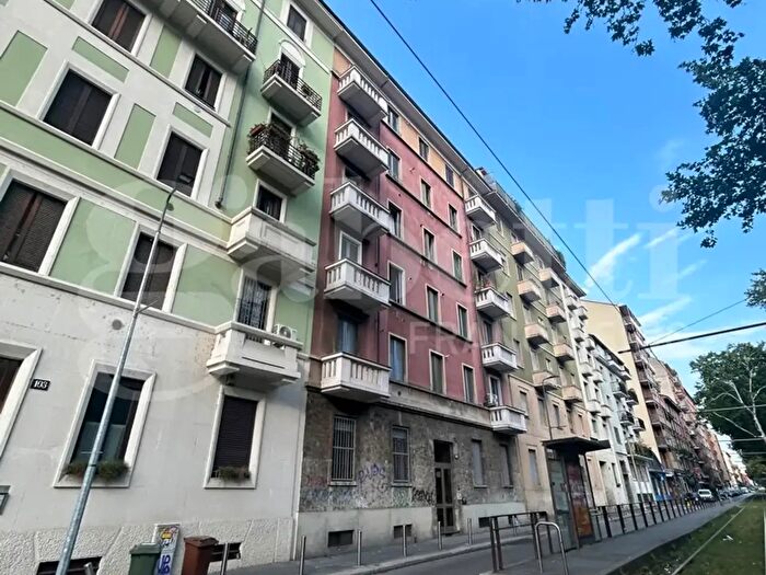 Appartamento bilocale in vendita in Viale Certosa, Milano
