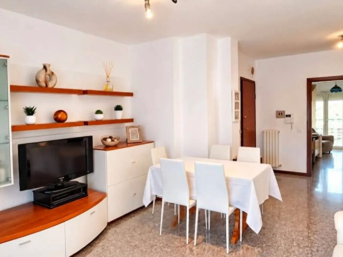 Appartamento con 7 locali in vendita in Via Torrito, Montorio Al Vomano