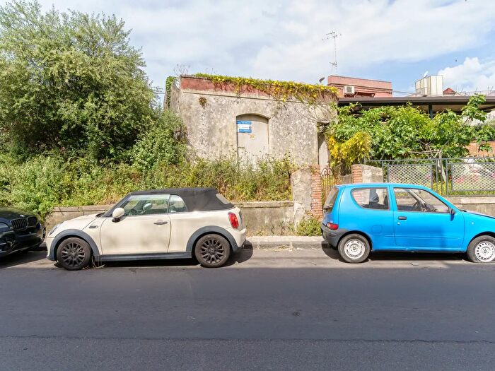 Casa bilocale in vendita in Viale della Regione, Viagrande