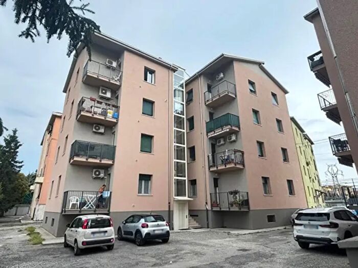 Appartamento quadrilocale in vendita in Strada Benedetta, Parma