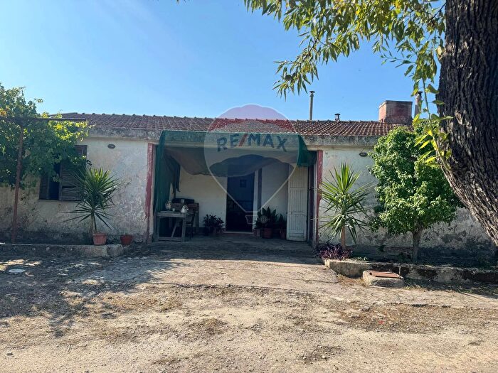 Casa bilocale in vendita in Contrada San Giuliano Snc, Melilli