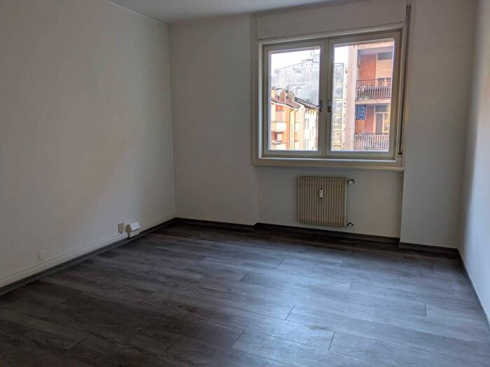 Case in Vendita e in Affitto - 2