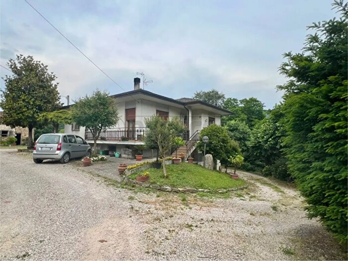 Casa con 5 locali in vendita in Via Monte Venda, Vo