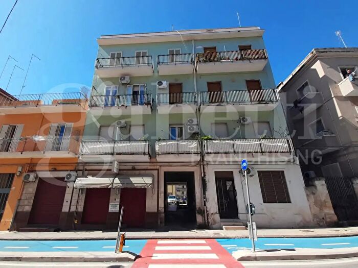 Appartamento trilocale in vendita in Siracusa