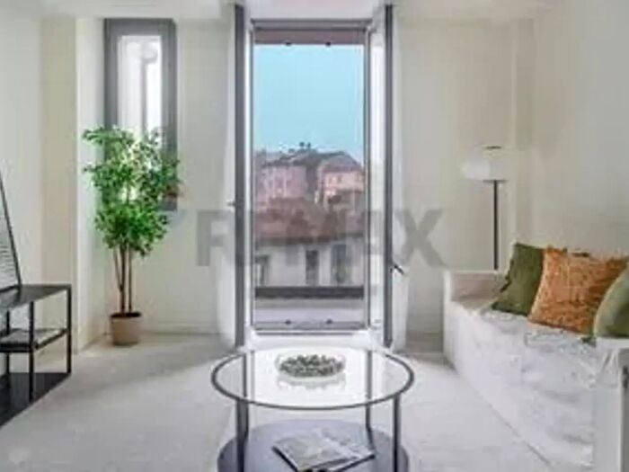 Appartamento trilocale in vendita in Milano