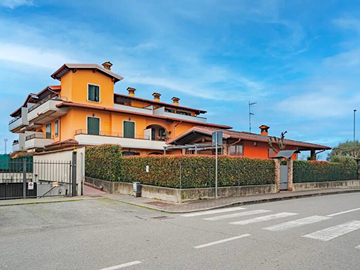 Appartamento bilocale in affitto in Via Anita Bertoli, Castel Mella