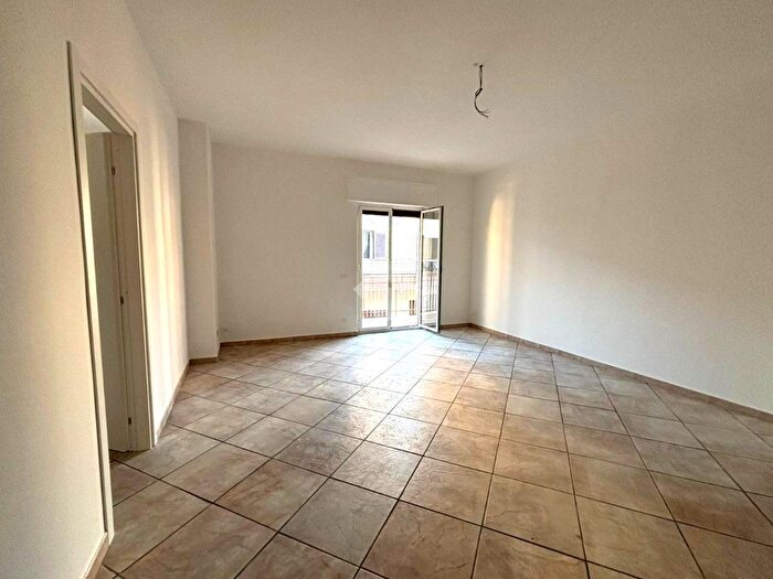 Appartamento quadrilocale in vendita in Via Lucrezio, Bagheria