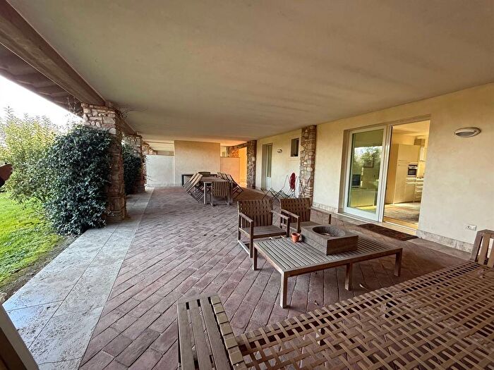 Appartamento trilocale in affitto in Pozzolengo