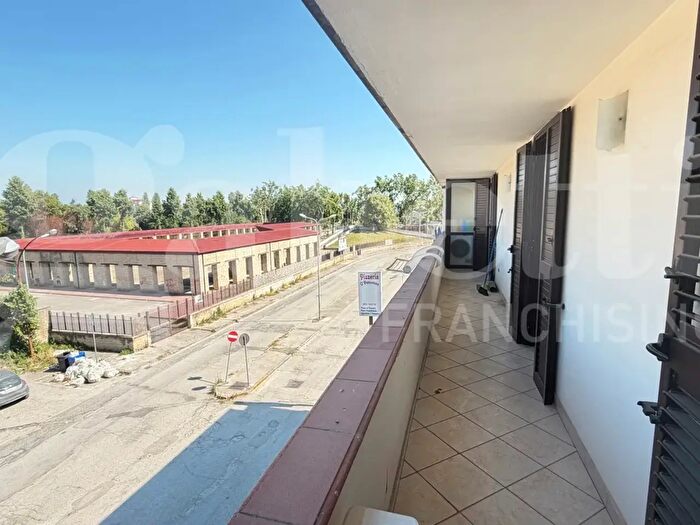 Appartamento trilocale in vendita in Via Alessandro Manzoni, Marcianise