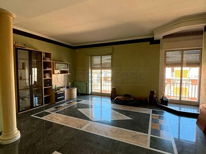 Appartamento con 5 locali in vendita in VLe Santa Panagia, Siracusa