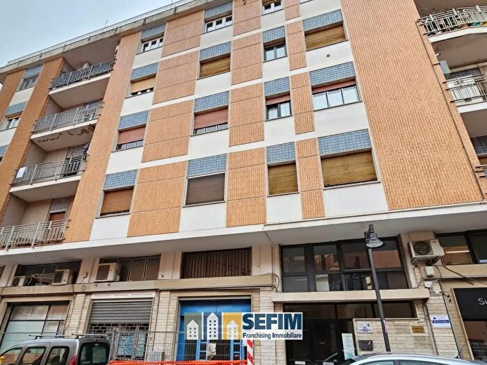 Appartamento trilocale in vendita in Via De Viti De Marco, Matera