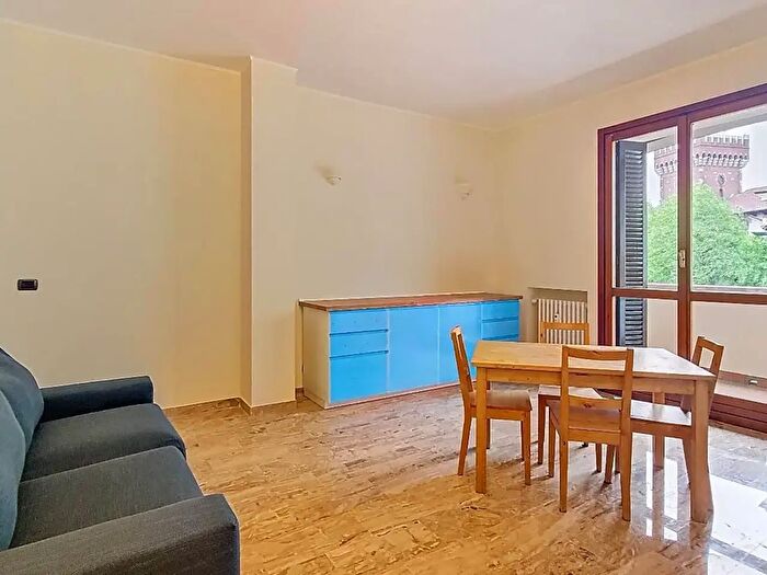 Appartamento monolocale in affitto in Via Meda, Rho