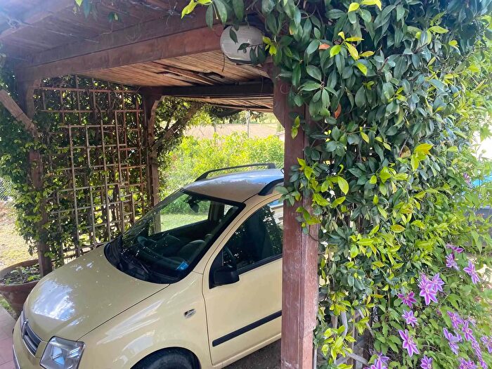 Casa con 6 locali in vendita in Torrita Di Siena