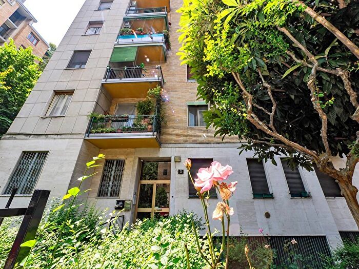 Appartamento bilocale in affitto in primule, Lorenteggio, Milano